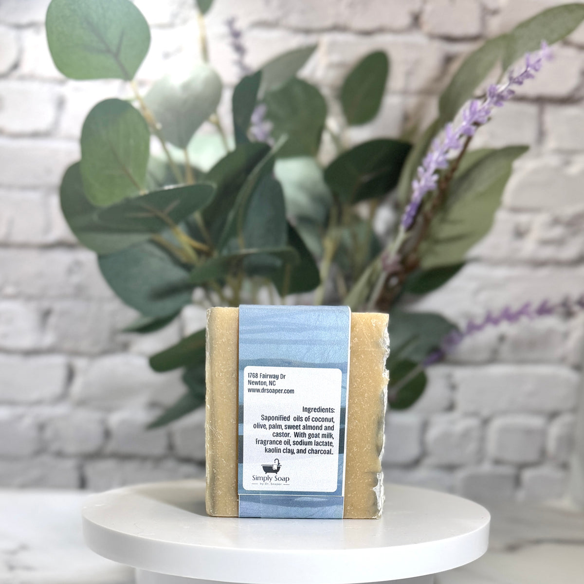 Woodland Mist back label with ingredient list